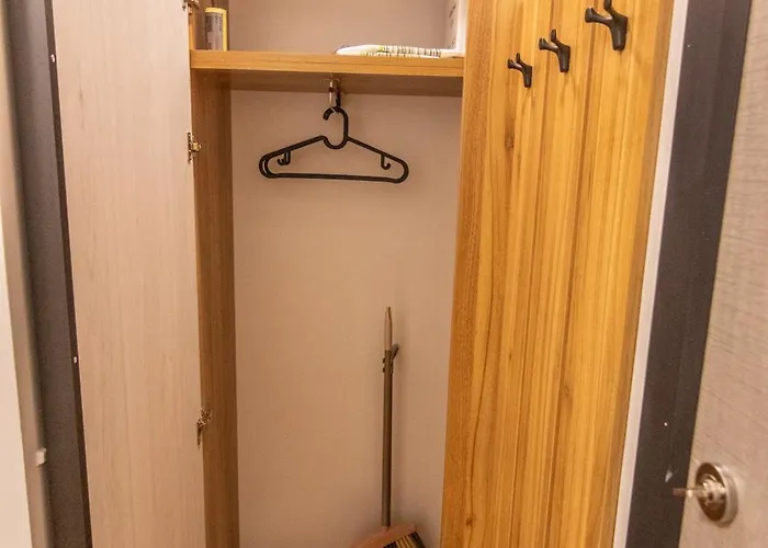 New Modern & Cozy With Free Private Parking And Ev Charging Station * Βάρνα