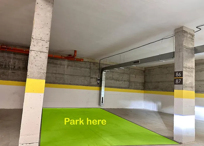 Διαμέρισμα New Modern & Cozy With Free Private Parking And Ev Charging Station *