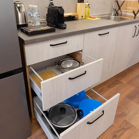 Apartmán New Modern & Cozy With Free Private Parking And Ev Charging Station Varna
